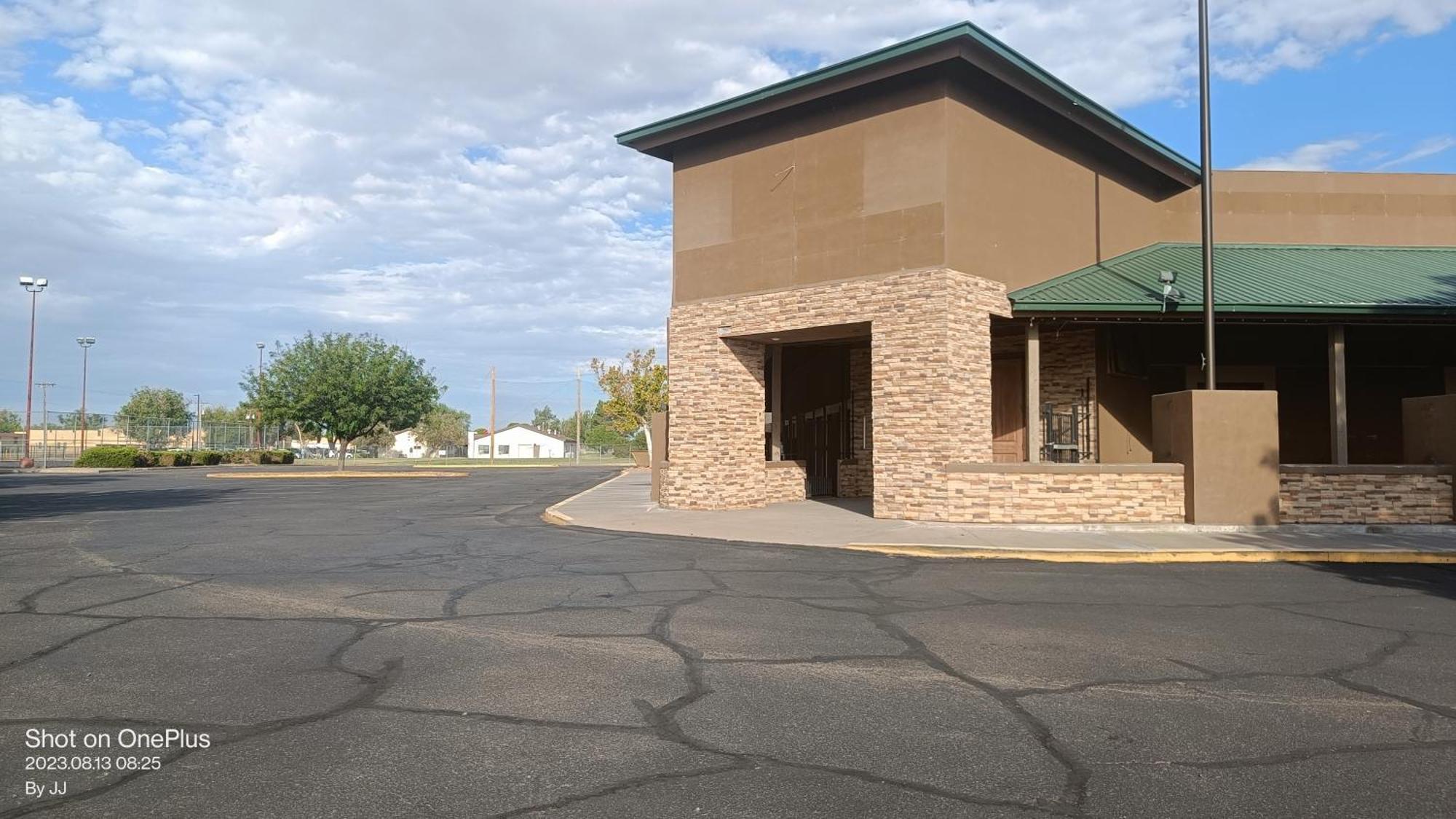 Clarion Inn & Suites, Roswell Exteriér fotografie