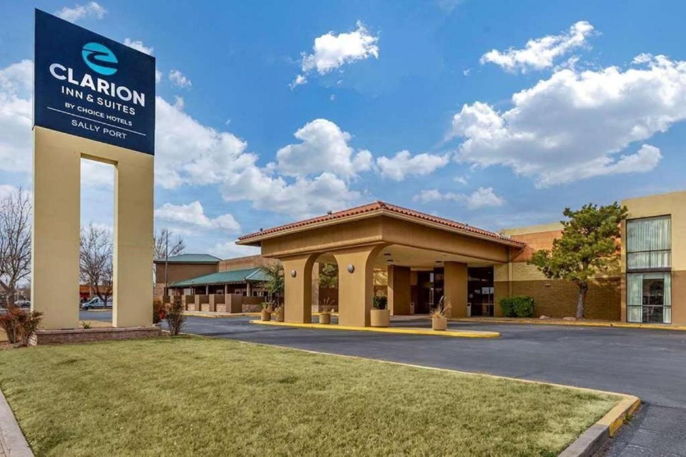 Clarion Inn & Suites, Roswell Exteriér fotografie